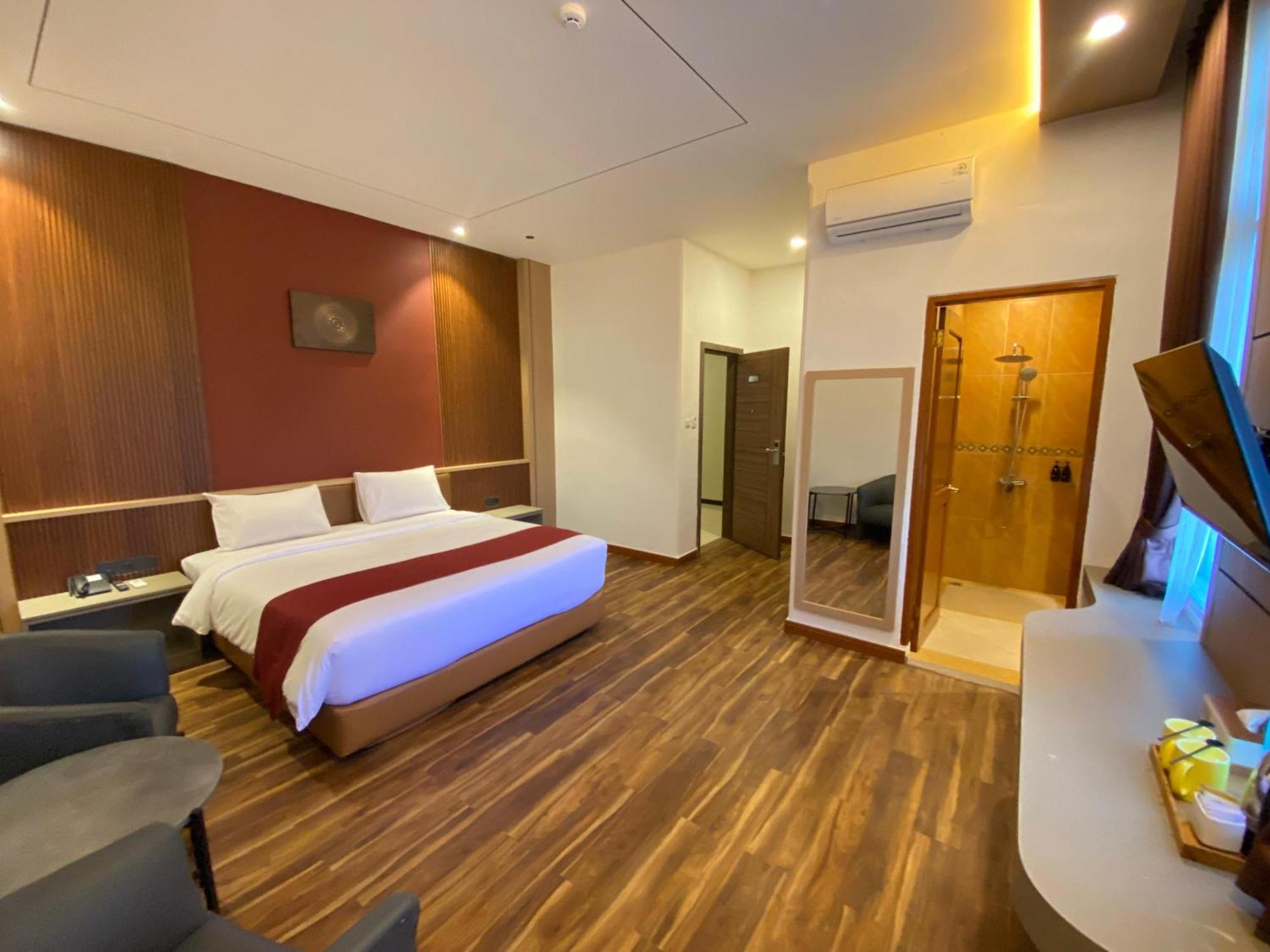 Parkside Meuligoe Hotel Meulaboh ภายนอก รูปภาพ