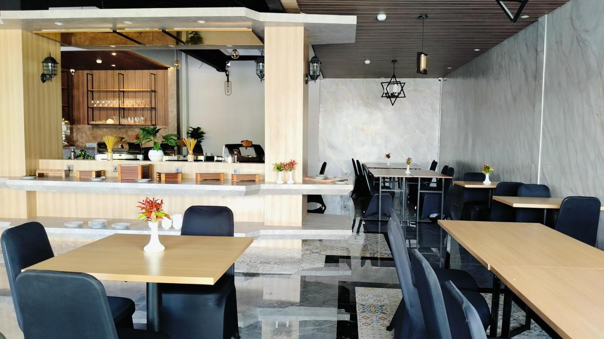 Parkside Meuligoe Hotel Meulaboh ภายนอก รูปภาพ